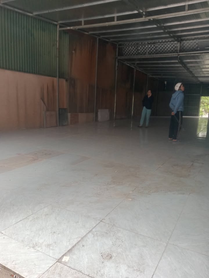 Bán Gấp Đất Lĩnh Nam, Hoàng Mai: 225m² Hướng Nam, Giá 1.9 Tỷ - Sổ Đỏ Sẵn Sàng