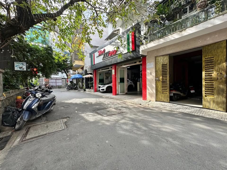 Nhà phố Đoàn Thị Điểm 37m² giá 11.x tỷ - Mặt tiền kinh doanh