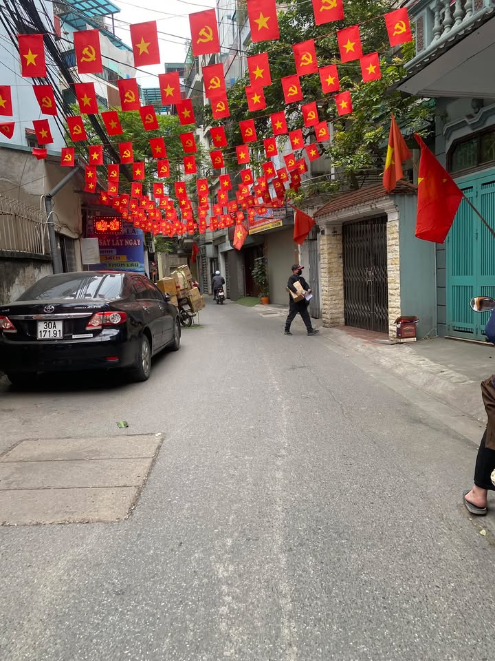 Nhà Mặt Tiền Kinh Doanh Hoàng Văn Thái 52m² - Sẵn Sàng Vào Ở Ngay!