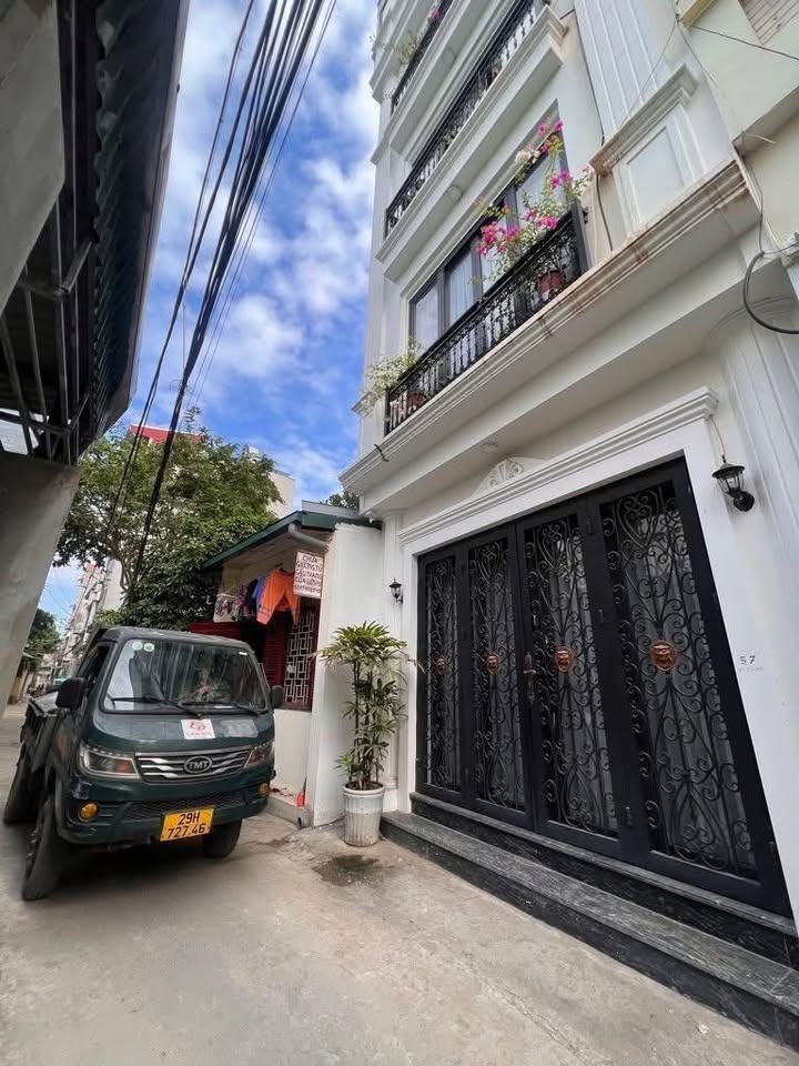 Nhà riêng Ngõ Gia Tự Long Biên 55m² 10 tỷ - Ô tô vào tận nhà