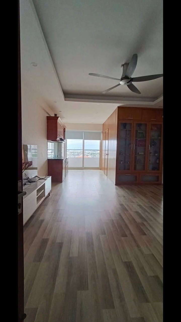 Bán Căn Góc 76m² Tòa H2 Việt Hưng, Long Biên - View Hồ, 3PN, Full Nội Thất