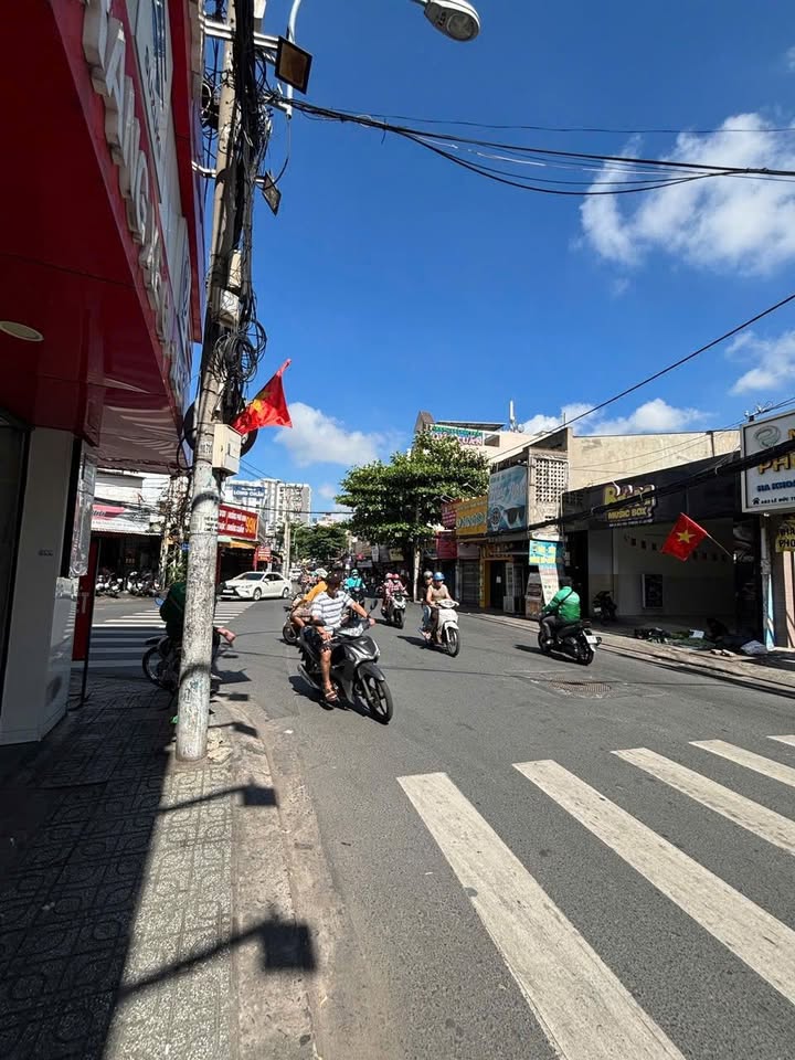 Nhà mặt tiền Lê Đức Thọ Gò Vấp 175m² - Vị trí đắc địa, kinh doanh ngay!