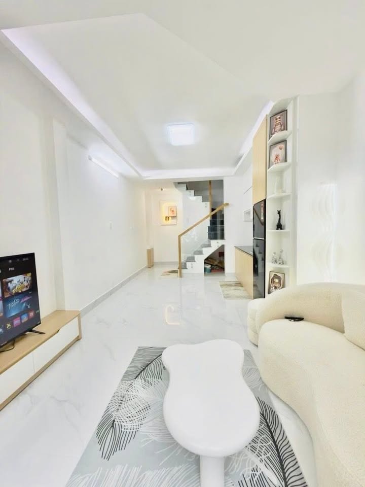 Nhà Cư Xá Đô Thành Q3 - HXH 32m² Giá 7.2 Tỷ - 4 Tầng Đủ Công Năng