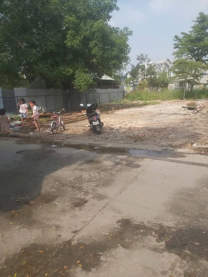 Đất Nền Bình Chuẩn 40m² - Kinh Doanh Sầm Uất, Giá 2.65 Tỷ