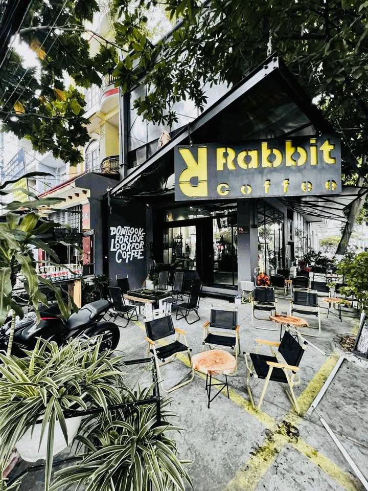 Mặt Tiền Kinh Doanh Tên Lửa 90m² - Góc 2 Mặt Tiền - 28 Triệu/Tháng