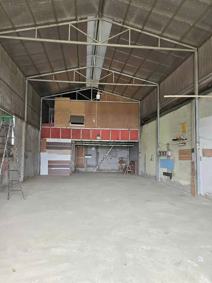 Kho xưởng Hoài Đức 200m² giá 10 triệu - Hoạt động ngay!