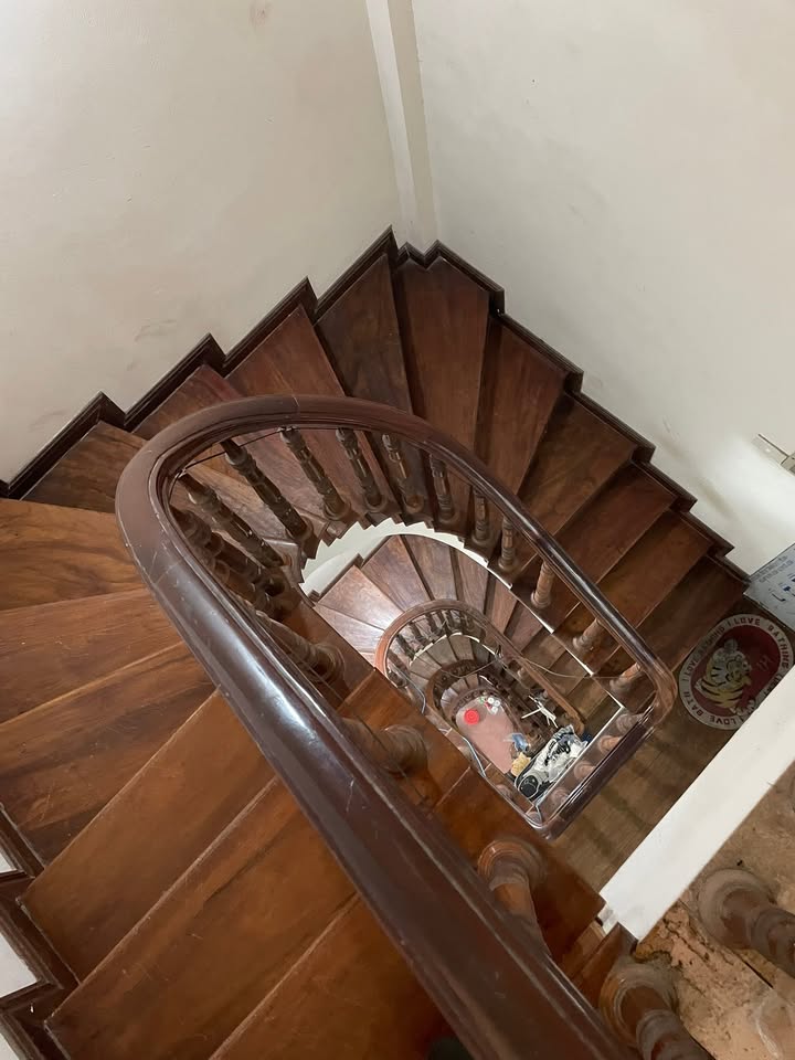 Cho thuê nhà 5 tầng Ngõ 68 Cầu Giấy, 30m², Full nội thất - 11 triệu/tháng