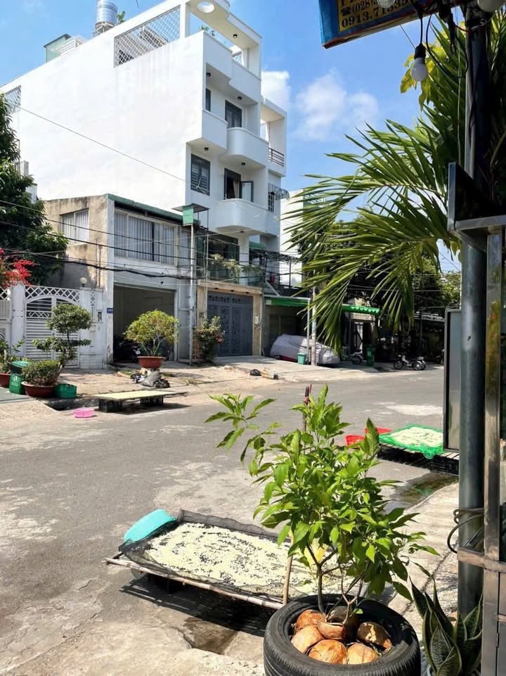 Mặt tiền Quang Trung Gò Vấp 105m² - Giá 12 Tỷ, Xây Mới Đẹp