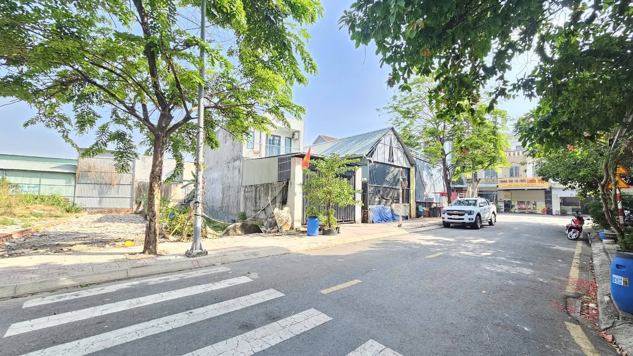 Đất nền TP. Thuận An 136m² - Xây dựng tự do, sổ hồng!