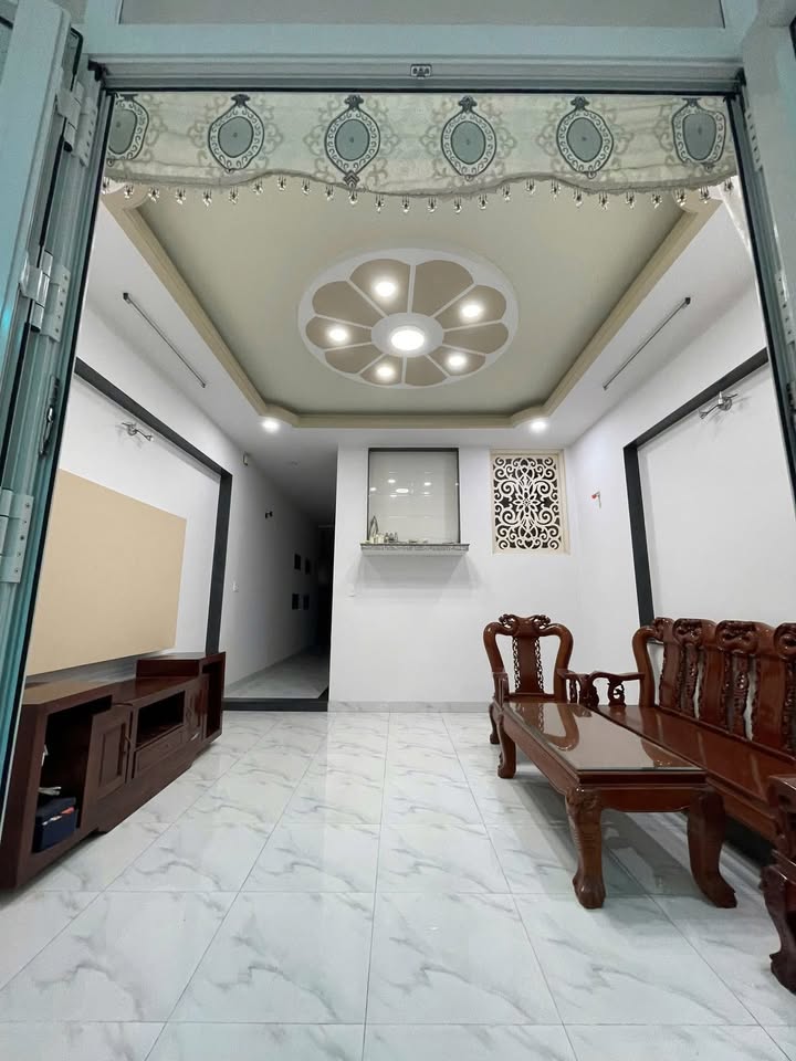 Cho thuê nhà KDC Hiệp Thành 3, TDM - 200m², 4PN full nội thất, giá 15 triệu