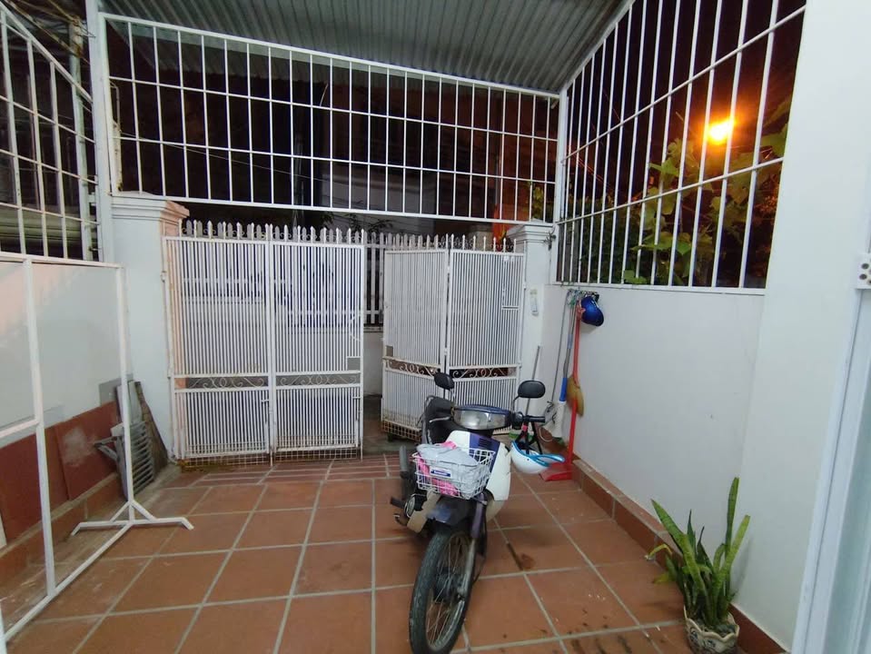 Nhà 2 Tầng Hẻm Ô Tô Vạn Kiếp, Nha Trang - 69m² Giá 6 Tỷ