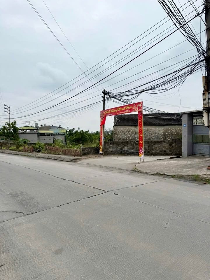 Đất nền Uông Bí 100m² - Sổ hồng sẵn, ô tô vào đất