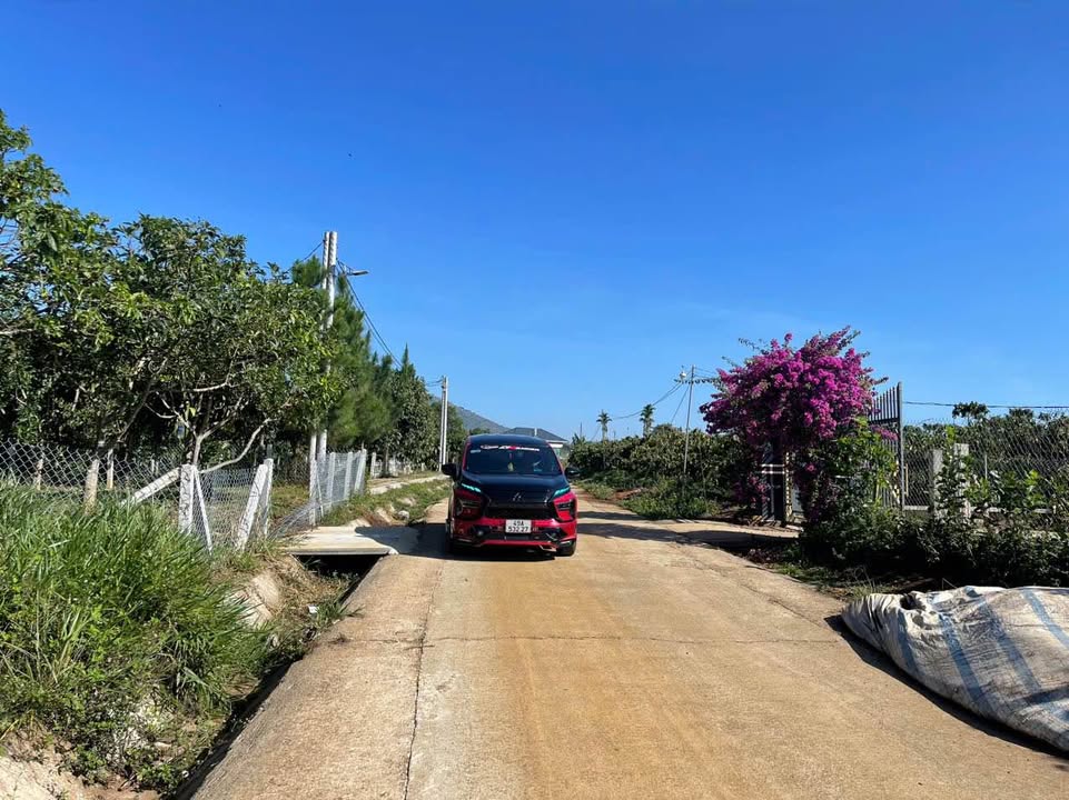 Đất Vườn Lộc Đức 400m² - Giá 990 Triệu, Mặt Tiền Đường Chính