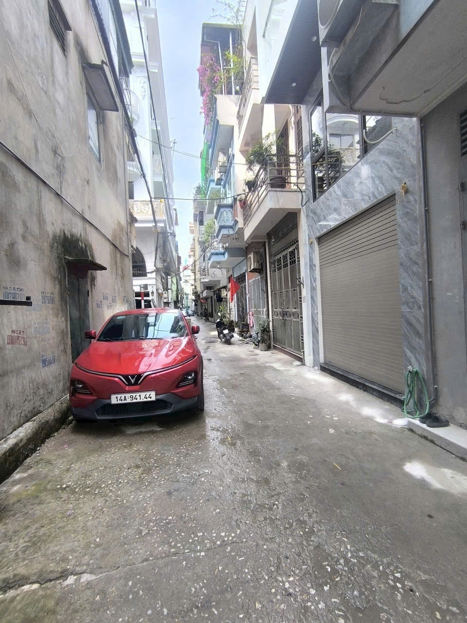 Nhà 42m² Sài Đồng, Long Biên - Mặt tiền 6.8m, 3 Tầng Kiên Cố