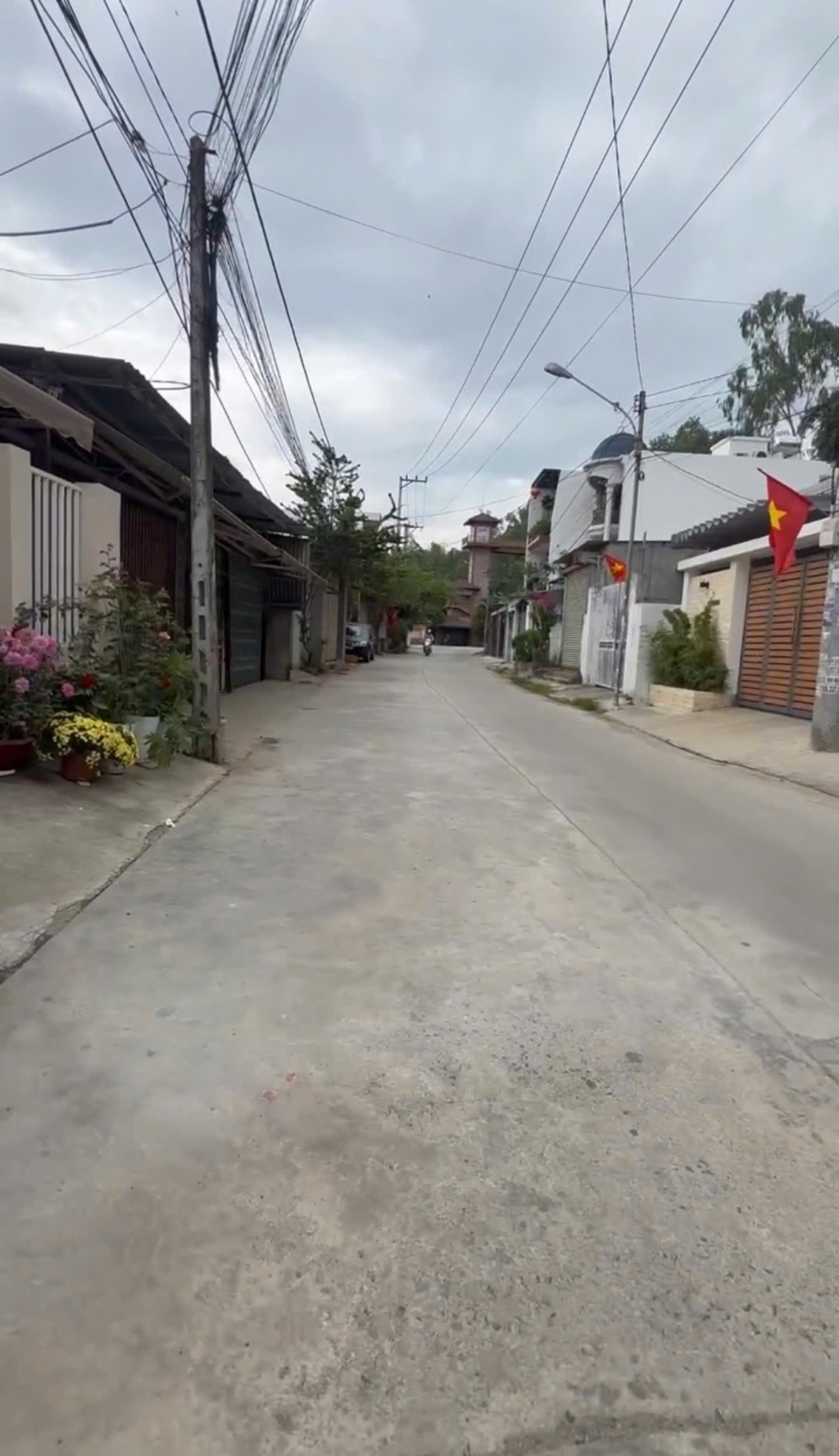 Nhà riêng Vĩnh Hải, Nha Trang 230m² - Ô tô vào tận nhà, giá cực tốt!