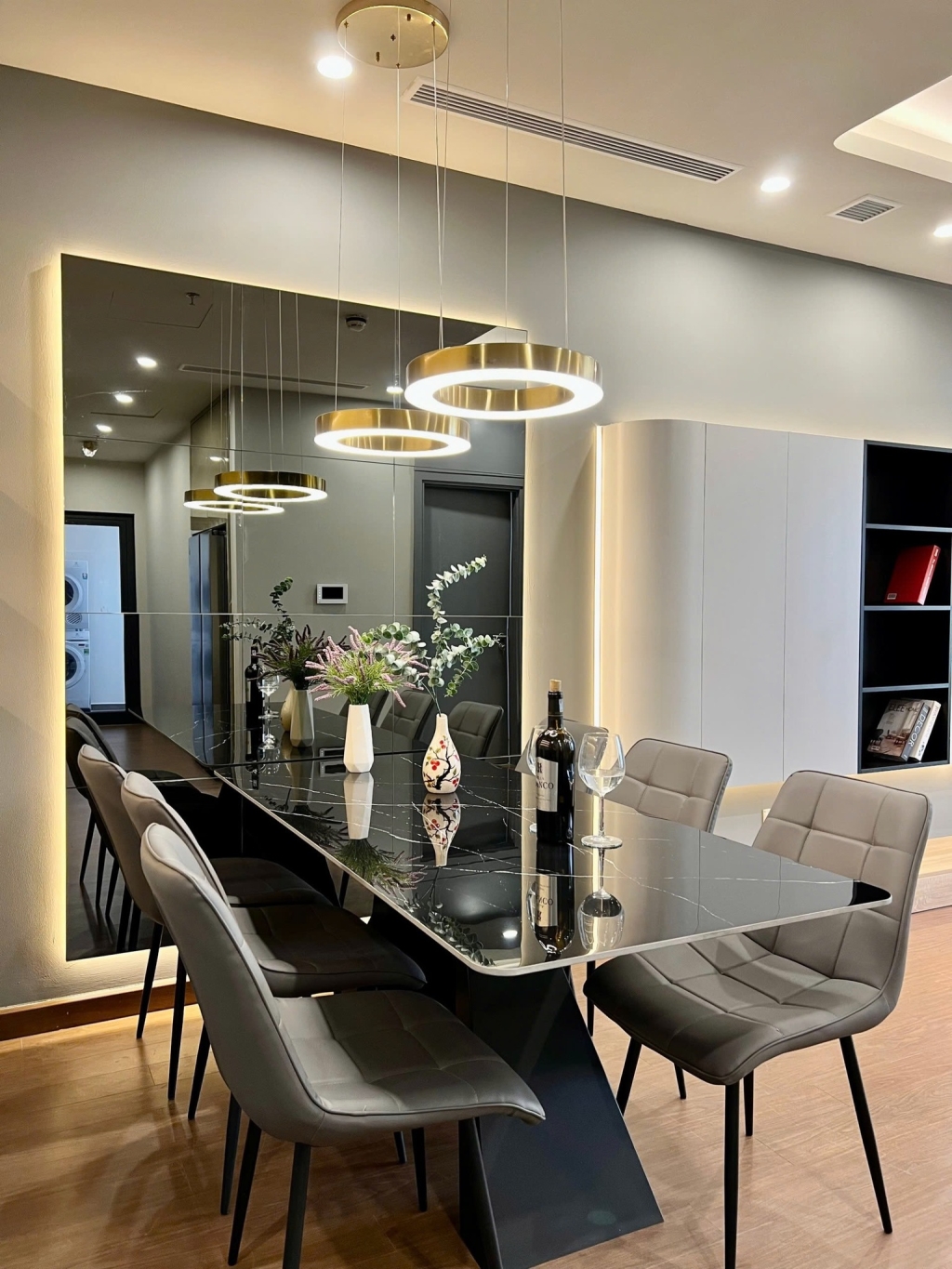 Căn hộ Golden Park Tower 96m² full nội thất - View đẹp, đầu tư sinh lời