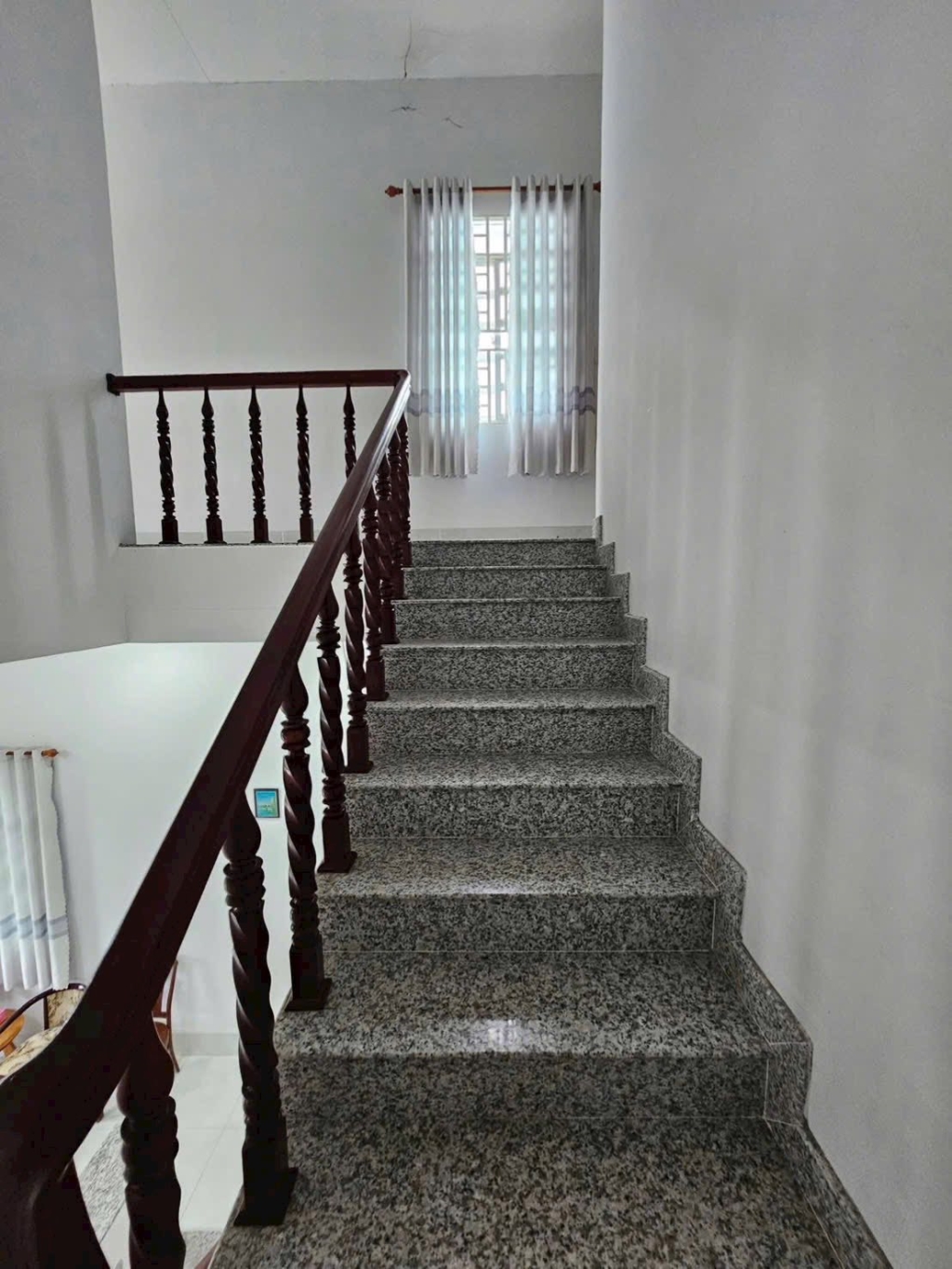 Nhà riêng KDC Nông Thổ Sản Cần Thơ 240m² - Sổ hồng sẵn