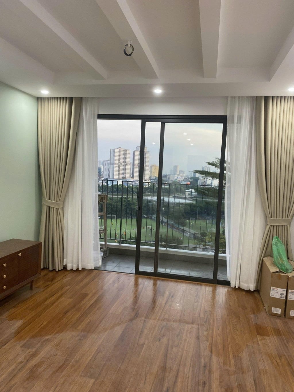 Căn hộ D’Capitale Trần Duy Hưng 90m² – View Hồ Đắt Giá!