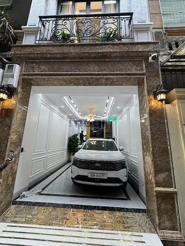 Nhà riêng Hoàng Quốc Việt 55m² - Ô tô tránh, Kinh doanh tốt!