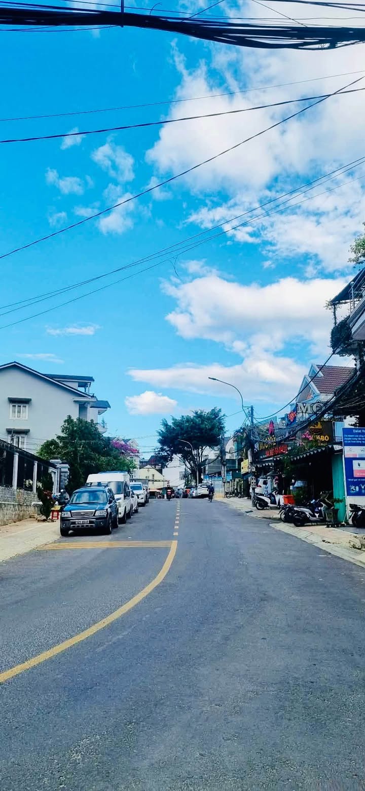 Nhà mặt tiền Thông Thiên Học Đà Lạt 145m² 25 tỷ - Dòng tiền ổn định