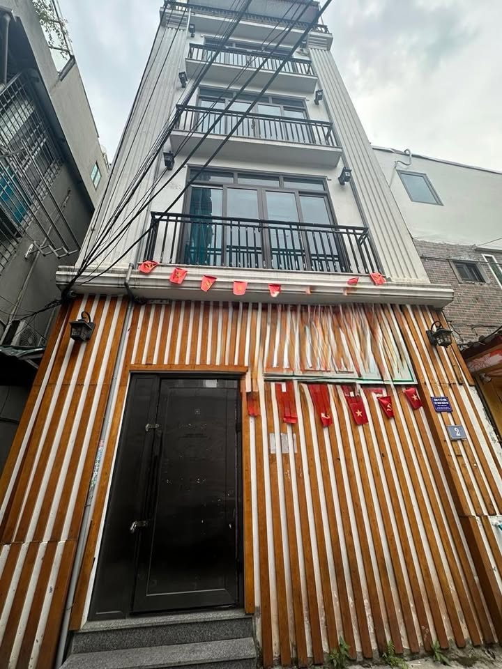 Nhà Phố Kinh Doanh Phan Kế Bình 43m² - Lô Góc, 5 Tầng, Dòng Tiền 500 Triệu/Năm