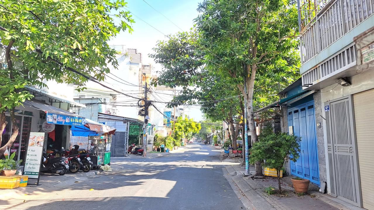 Nhà Mặt Tiền Thủ Đức 132m² giá 15.5 tỷ - Mặt tiền kinh doanh đỉnh!