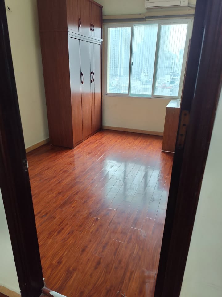 Bán nhà 28m² Lương Thế Vinh, Thanh Xuân - 2PN, Sổ Riêng, Giá 3.85 Tỷ