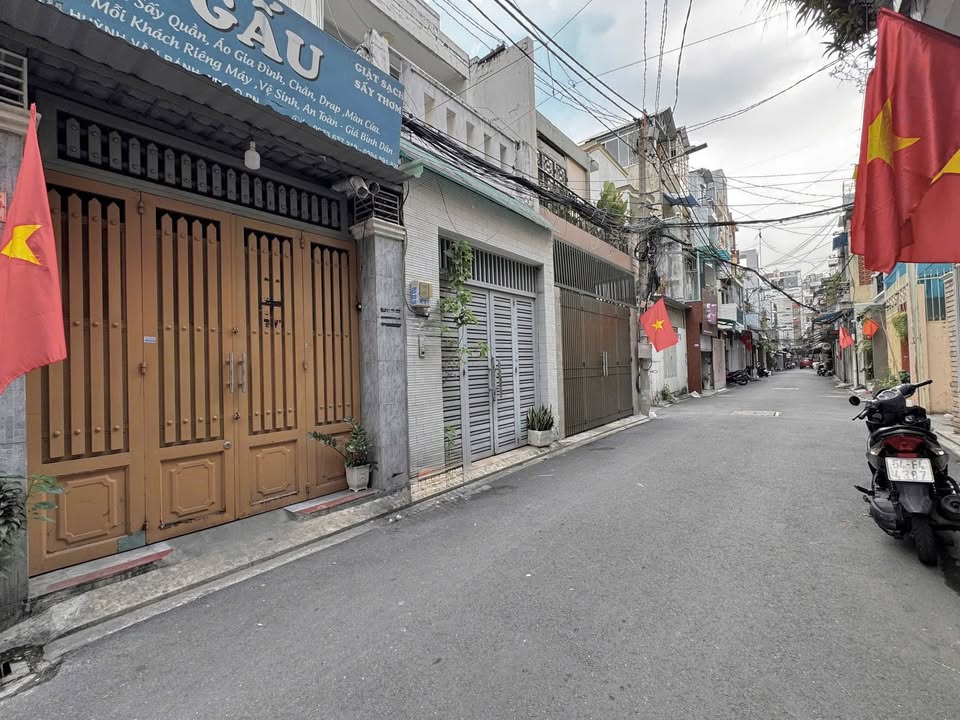 Nhà 2 Mặt Tiền Huỳnh Văn Bánh, Phú Nhuận - Hẻm Ô Tô 70m² Giá 13 Tỷ