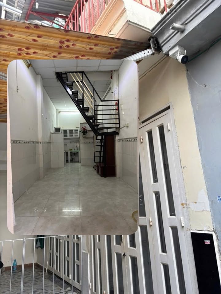 Nhà 19m² 2 Tỷ 5 Gần Chợ Xóm Mới, Gò Vấp - Hẻm Ba Gác Sẵn Ở