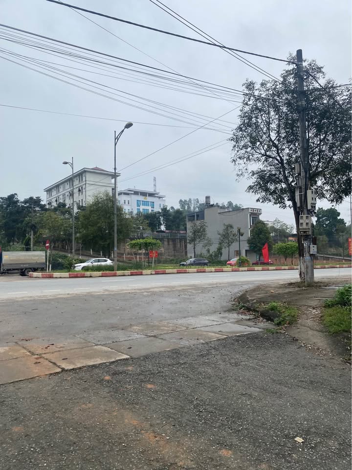 Bán đất 95m² Nguyễn Tất Thành, Yên Bái - Sổ đỏ sẵn sàng