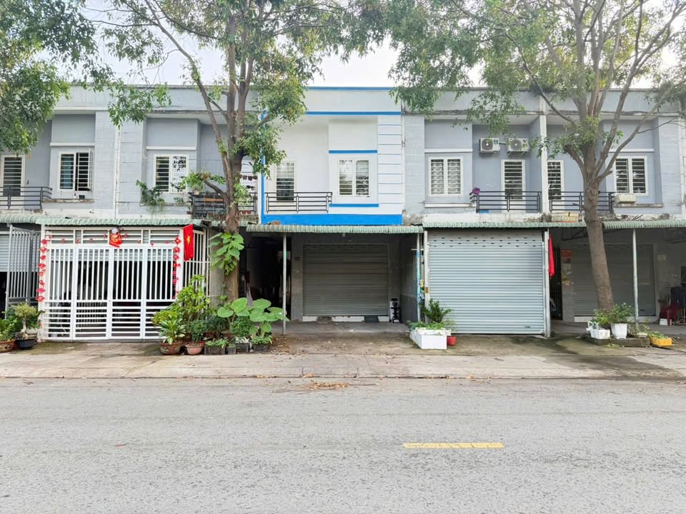 Nhà phố KCN Becamex Bàu Bàng 150m² giá 2.1 tỷ - Vị trí đắc địa