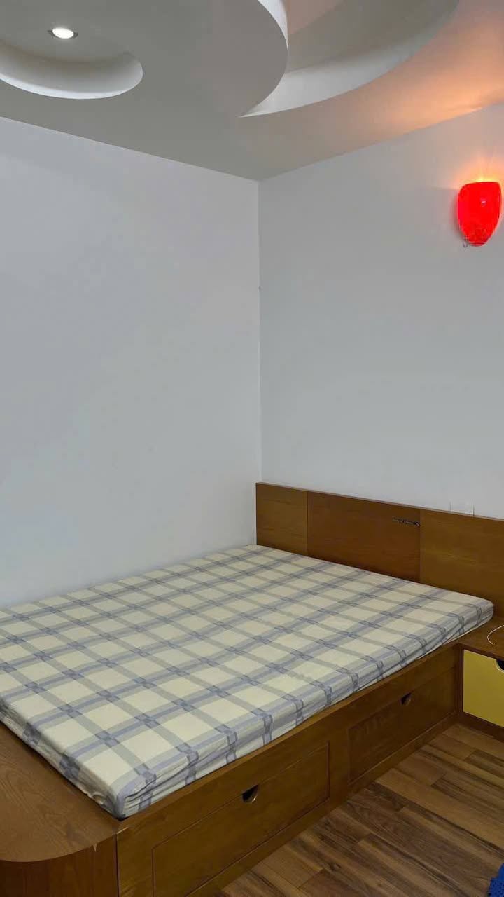 Nhà nghỉ/CHDV Lĩnh Nam 75m² Hai Bà Trưng - Full nội thất, vào ở ngay!