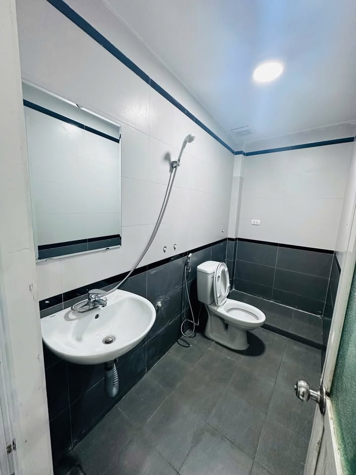 Phòng Trọ Xuân Phương 3.8 Triệu/Tháng - Full Nội Thất, Gần ĐH FPT, Đông Á