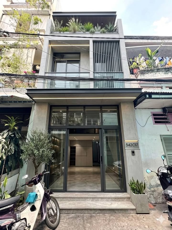 Nhà 54m² Hẻm 4m Quận 11 - Gần Chợ Nhật Tảo, 8.x Tỷ