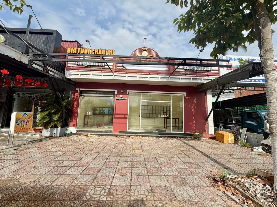 Mặt Tiền Kinh Doanh Đường 3 Tháng 2, Rạch Giá - 300m² Sẵn Sàng Kinh Doanh