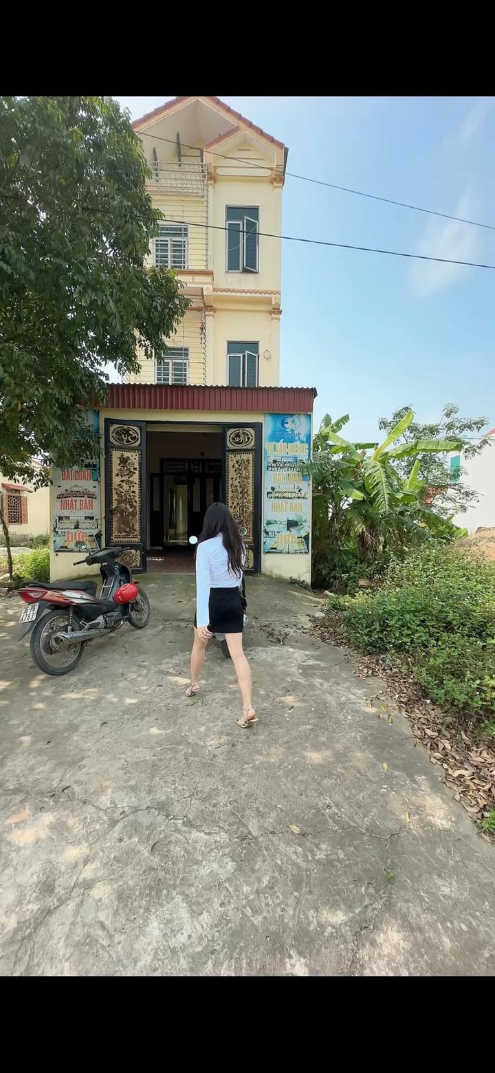 Bán Gấp Nhà Mặt Tiền 150m² Ngay Ngã Tư Hoằng Tiến, Thanh Hóa - Giá Tốt