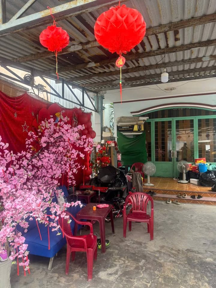 Mặt Tiền CMT8, Thủ Dầu Một 434m² - Kinh Doanh Đỉnh Cao, Thu Nhập 100 Triệu/Tháng