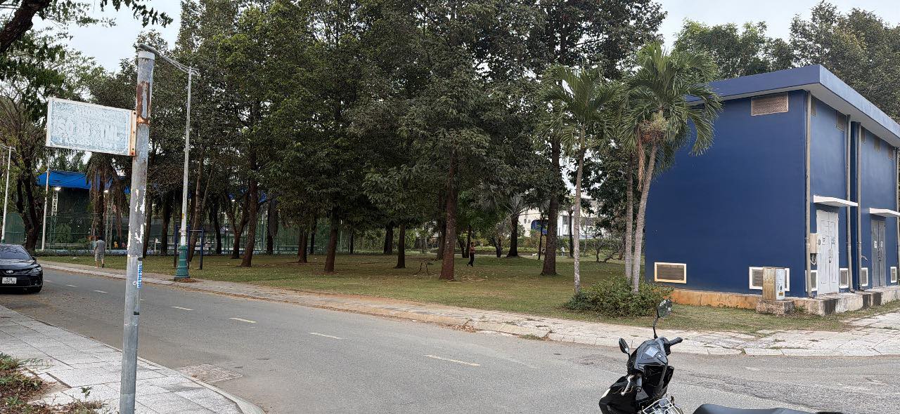 Đất nền MT Công viên KDC Văn Minh, Thủ Đức - 274m² giá 68 tỷ