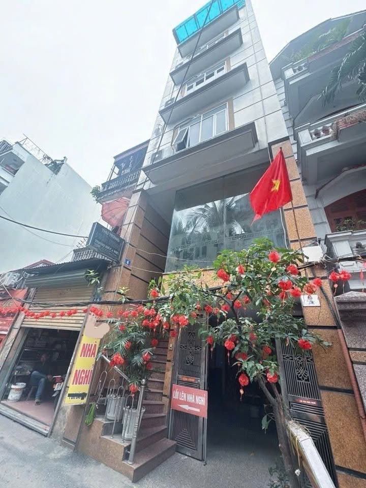 Nhà Nghỉ Phố Giải Phóng 73.2m² - 26 Tỷ - Dòng Tiền Ổn Định!