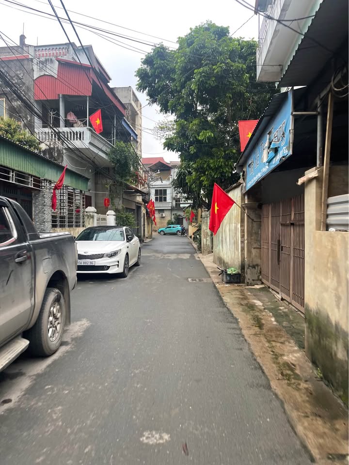 Nhà 3 Tầng Phường Phan Đình Phùng, Thái Nguyên - 80m² Giá 3 Tỷ