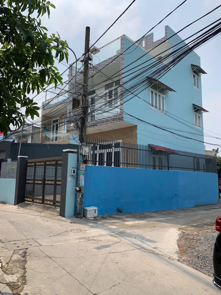 Nhà phố Xã Tân Xuân Hóc Môn 178m² 7.2 tỷ - Mặt tiền kinh doanh đắc địa!