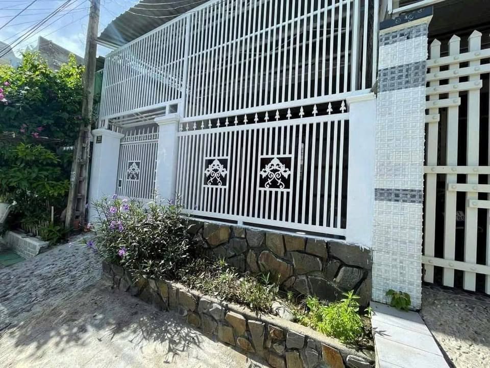 Nhà Riêng Ninh Chữ 94m² giá 3.1 tỷ - Sẵn sàng ở ngay!