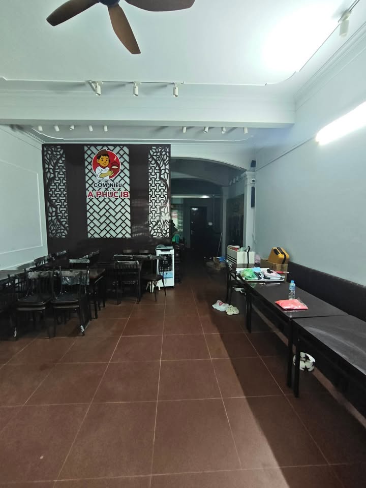 Nhà mặt phố Đường Đông A, Nam Định 162m² - Mặt tiền kinh doanh đắc địa!