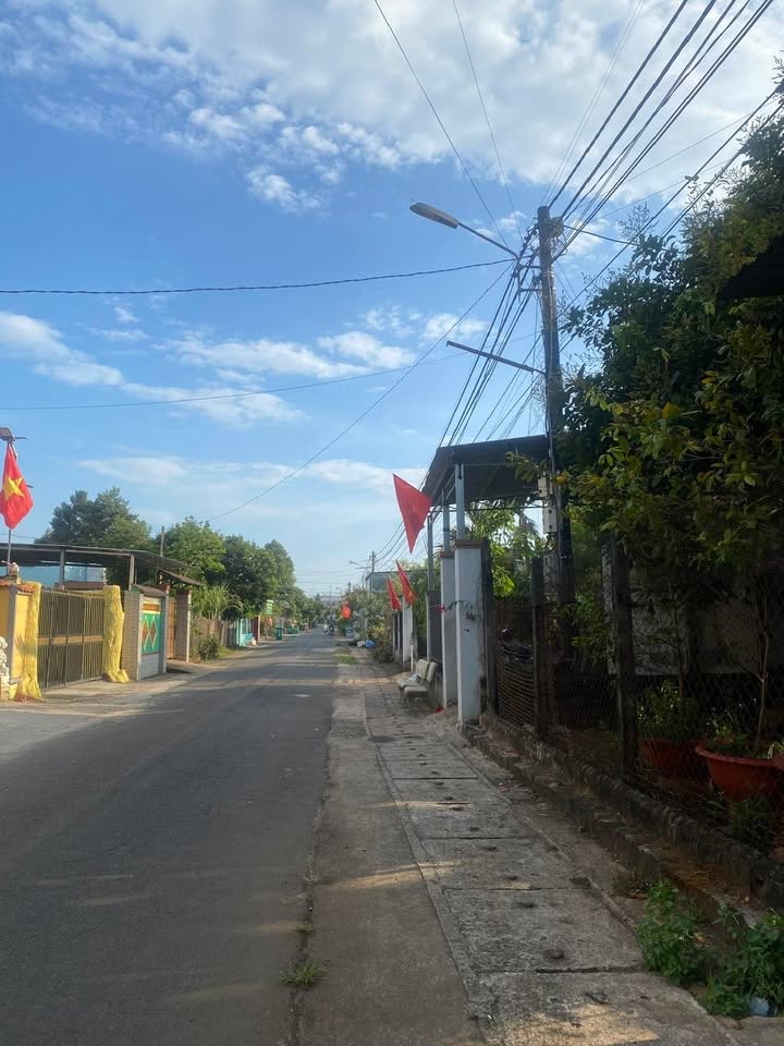 Đất nền Thủ Đức Long Bình 190m² 860 triệu - Sổ đỏ chính chủ