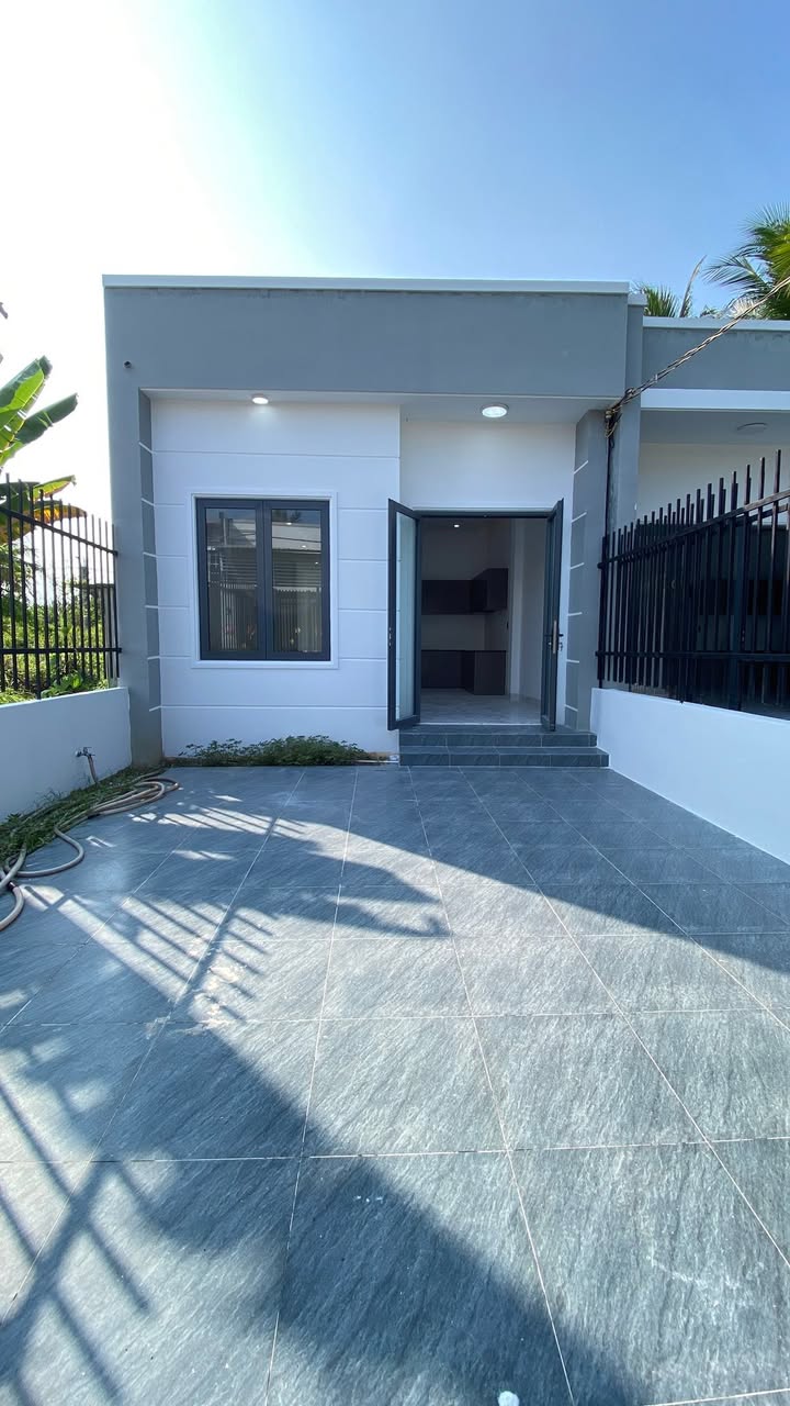 Nhà 100m² Trung An, Mỹ Tho - Sổ Hồng Chính Chủ, Giá 1.1 Tỷ