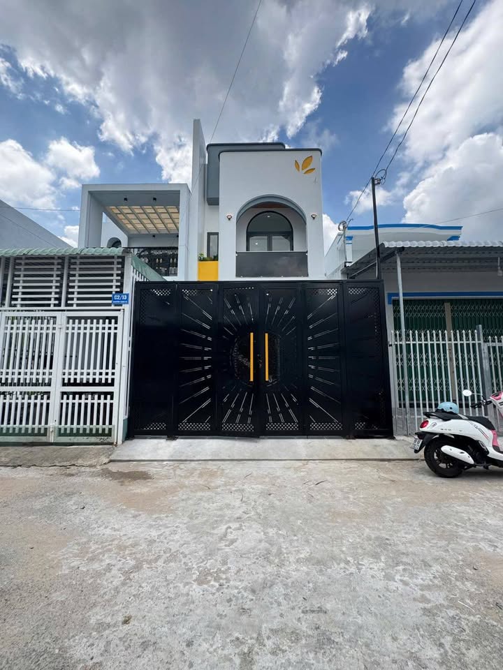 Nhà Phố Mặt Tiền Nguyễn Cảnh Dị, Rạch Giá - 78.75m² - 3.18 Tỷ - Sẵn Sàng Đón Tết