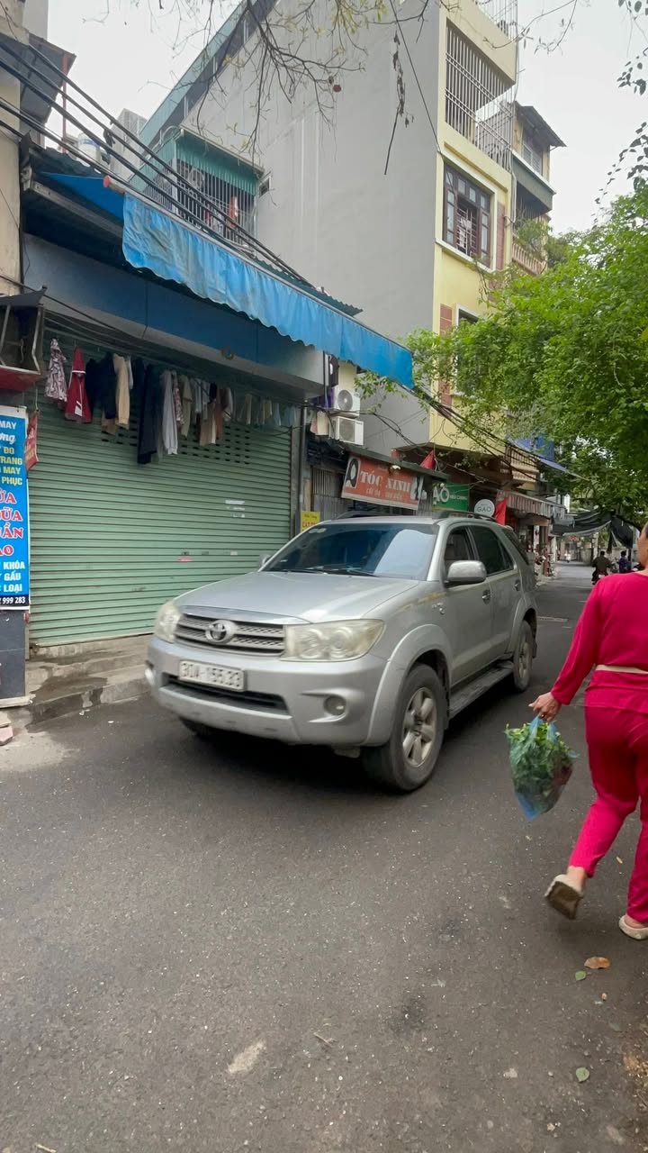 Nhà Vũ Tông Phan 40m² - Ô tô đỗ cửa, View thoáng vĩnh viễn - 8 Tỷ