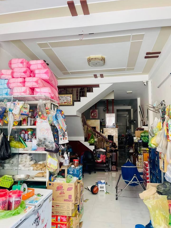 Nhà 2 Tầng Quy Nhơn 76m² - Ô tô vào tận nhà, Sổ Đỏ Chính Chủ!