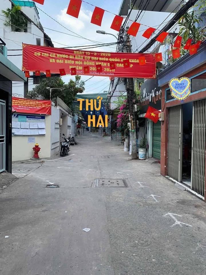 Nhà Nguyên Căn 4PN Hẻm Xe Hơi CMT8, Q10 - Giá 12.5 Triệu/Tháng