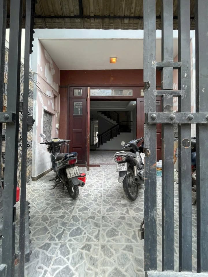 Cho thuê nhà Gò Vấp 84m² - Hẻm xe tải, 6PN, Phù hợp VP, KD Online